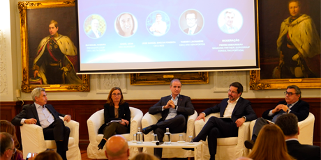 460x230 Noticia Um Mundo Mais Complexo 2024